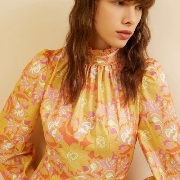 Retro Floral Ruffle Hem Mini Dress - Picture 6 of 11